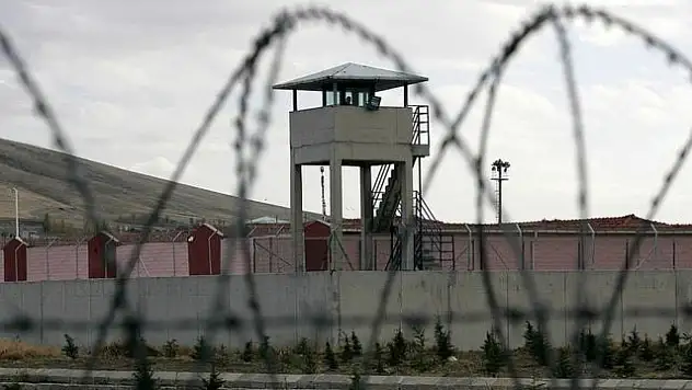 Ağrı'da PKK/ KCK üyesi olan 2 kişi cezaevine gönderildi