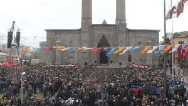 Erdoğan şehit cenazesine katıldı