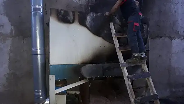 Ağrı'da iş yeri yangını