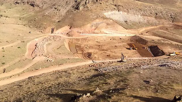 Patnos Yeşilhisar Göleti tamamlandığında bin 390 dekar arazi suya kavuşacak
