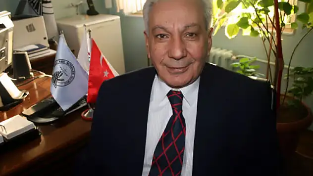 Ağrı'nın Eski Sağlık Bakanı Yaşar Eryılmaz için cenaze töreni