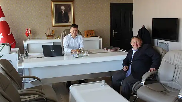 Kaymakam Cedo'yu makamında ağırladı