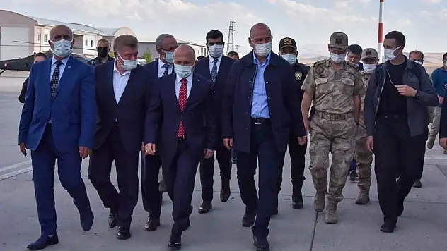 İçişleri Bakanı Soylu taziye ziyareti için Ağrı'da