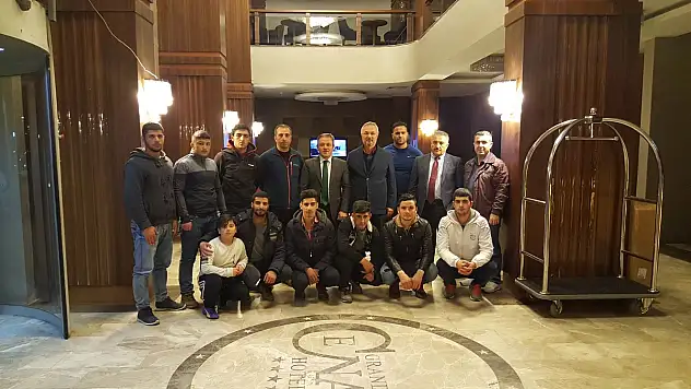 Ağrı'da Halter Türkiye Şampiyonası heyecanı