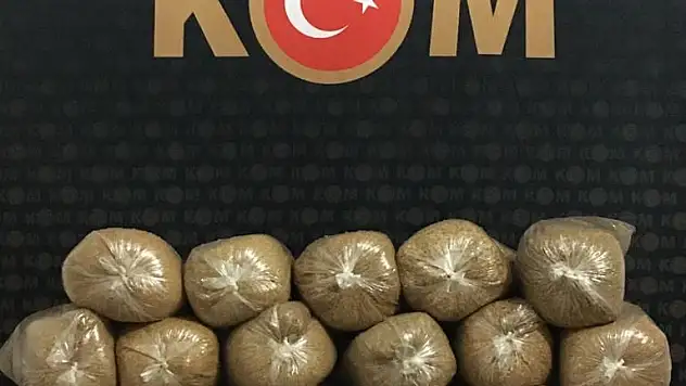 Ağrı'da 160 kilo kaçak tütün ele geçirildi