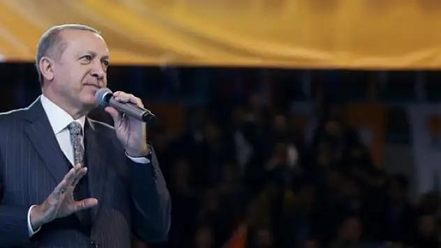 Fırtına Erdoğan'ın uçağının inişini engelledi