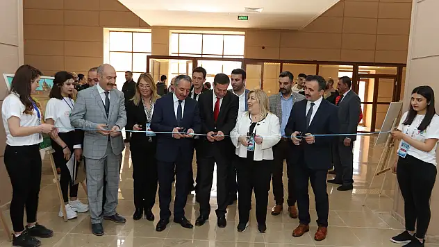 AİÇÜ'de 12. Ulusal Spor Bilimleri Öğrenci Kongresi yapıldı