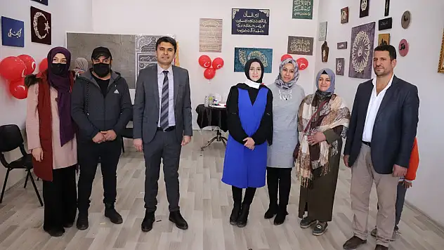 Ağrılı kadın girişimci, Halk Eğitim Merkezinden aldığı kurs ile kendi işinin patronu oldu