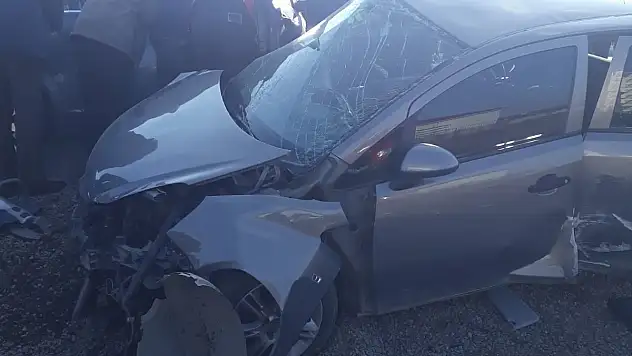 Ağrı'da feci kaza: 1 ölü, 3 yaralı