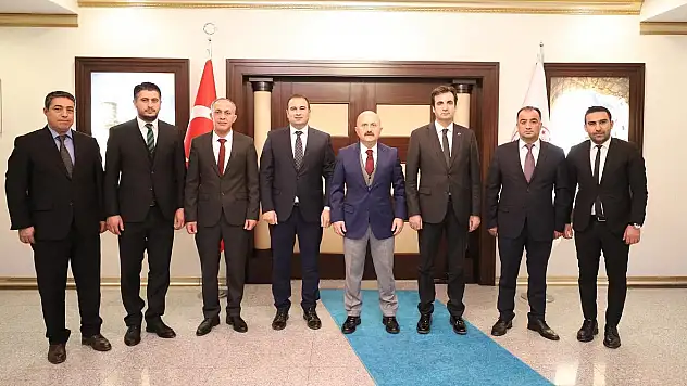 Vali Varol Amatör Spor Camiasını Destekleyeceklerini Söyledi