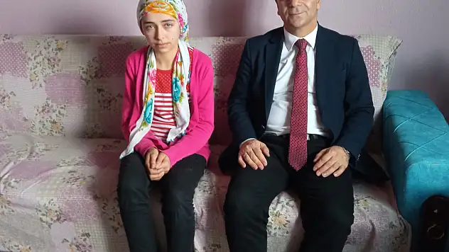 Hamur'da bir kız öğrenci daha okula kazandırıldı