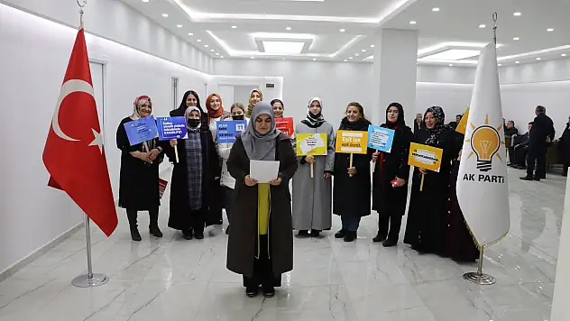 Ak Parti Ağrı Kadın Kolları: 'Büyük Türkiye hedefimizi kadın erkek omuz omuza gerçekleştireceğiz'