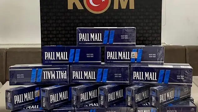 Ağrı'da kaçak  bin 175 litre motorin ve 490 paket sigara ele geçirildi