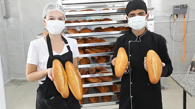 Ağrı'da öğrenciler günlük 10 bin ekmek üretecek