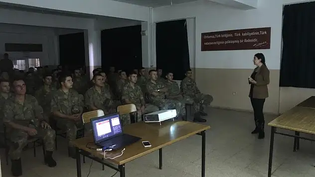 Ağrı'da kadına yönelik şiddetle mücadele eğitim semineri