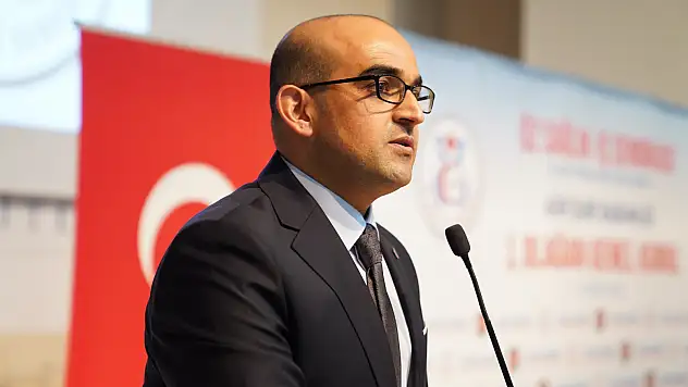 Öz Sağlık-İş Sendikası Ağrı Şube Başkanı Yıldırım, Güven tazeledi