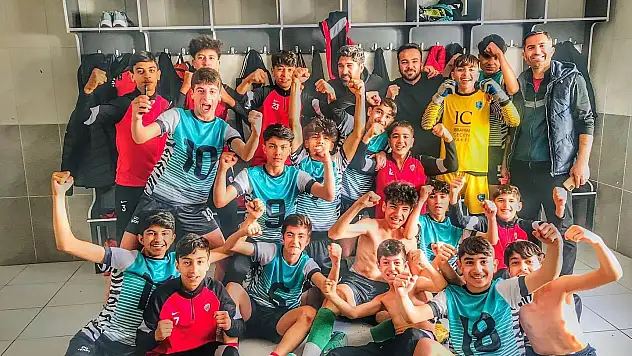 Ağrı Gücü Spor Bölge Şampiyonu oldu