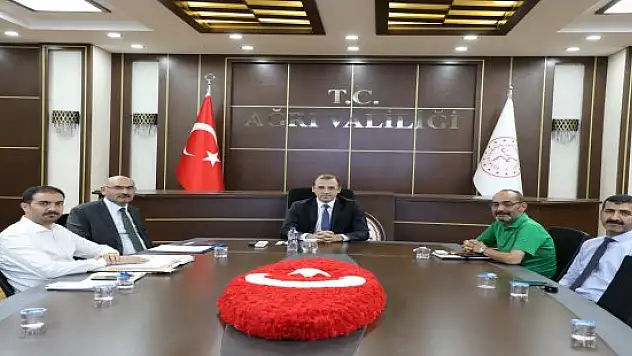 Ağrı'da 'Alışveriş ve Yaşam Merkezi' değerlendirme toplantısı