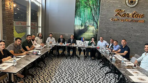 Çanakçı 'Ağrı'nın ithal başkan tartışmasından daha önemli sorunları var'