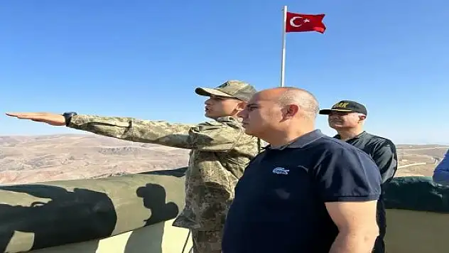 Ağrı Valisi Koç, hudut komutanlarını denetledi