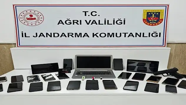 Ağrı'da 9 dolandırıcı tutuklandı