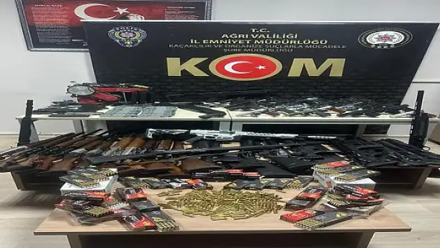 Ağrı'da ruhsatsız silah operasyonu: 2 gözaltı