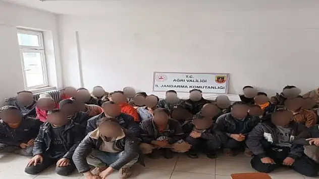 Ağrı'da 49 Afgan göçmen yakalandı