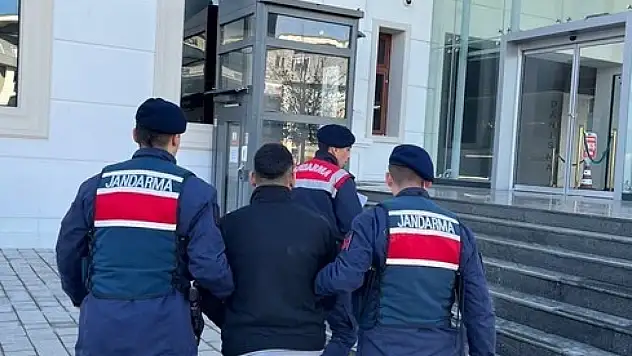 21 ilde 72 kişiyi dolandıran zanlı yakalandı