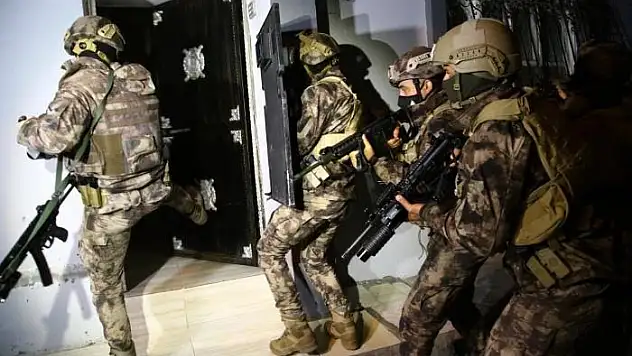Ağrı'nın Da Aralarında Bulunduğu 20 İlde 'Kalkan-5' Operasyonu Yapıldı