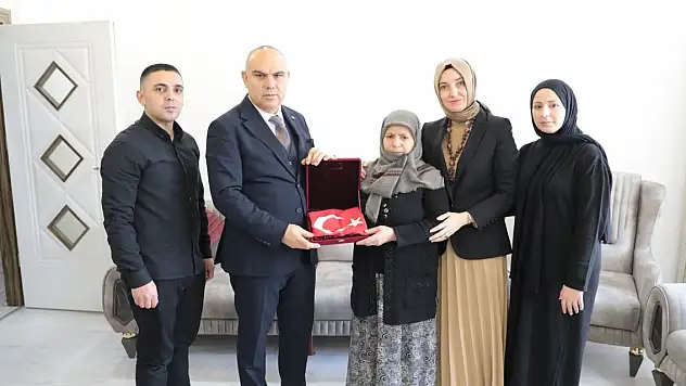 Ağrı Valisi Şehit ve Gazi ailelerini ziyaret etti