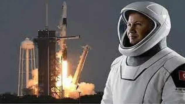 Uzaydaki ilk Türk astronot Alper Gezeravcı! Uzaya giderken bakın yanında ne götürmüş?