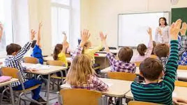 Okullar ne zaman açılacak? Yarıyıl tatili uzatıldı mı? 2023-2024 eğitim öğretim takvimi