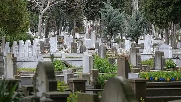Rüyada mezarlık görmek ne anlama gelir? Rüyada mezara gitmek nedir?