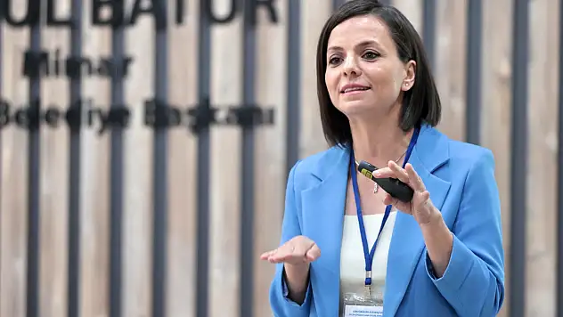 Emine Helil İnay Kınay kimdir? Kaç yaşındadır?