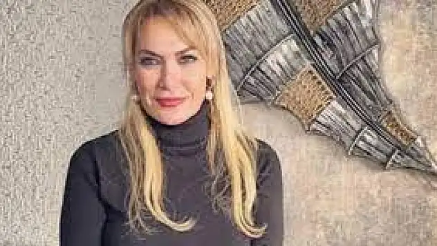 Ünlü türkücü hangi mahalleye aday oldu… Hilal Özdemir kimdir? Seçilirse ne kadar maaş alacak
