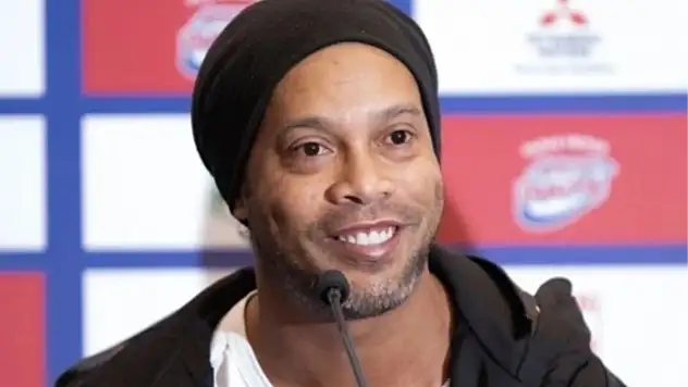 Ronaldinho evli mi, Ronaldinho çocuğu var mı?