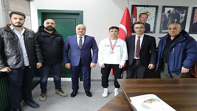 Naci Oral Boks Şampiyonasında Ağrı'nın Gururu: Mir Boran Yıldırım