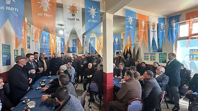 Ağrı'da partilerinden istifa edip, AK Parti'ye katıldılar