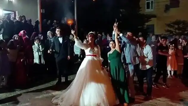 Maganda Gelin ve Damat Faciaya Sebep Oldu!