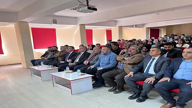 Ağrı'da 'Kutadgu Bilig' paneli yapıldı