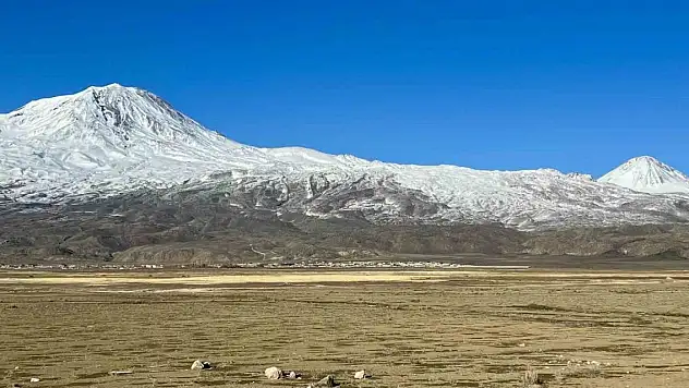 Ağrı Dağı her haliyle güzel