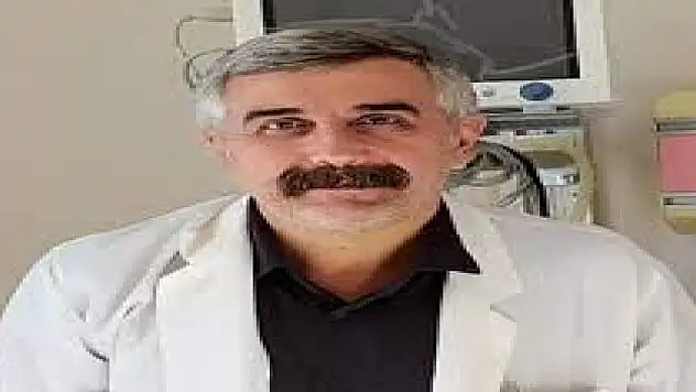 Ağrı'nın gururu Prof. Dr. Çetin Kotan şifa dağıtmaya devam ediyor