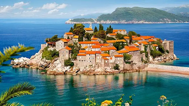 Montenegro nereye bağlı? Vize istiyor mu?