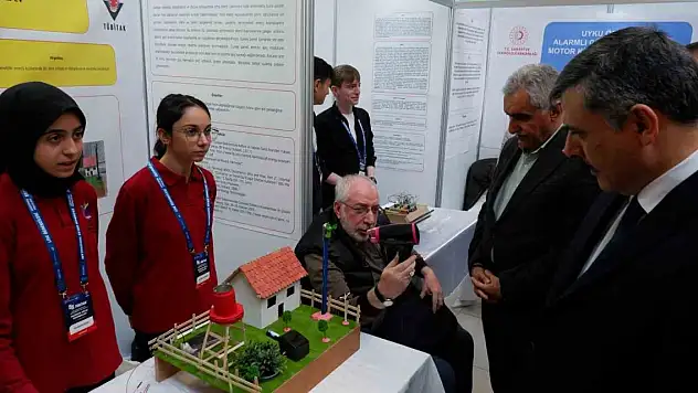 Gençlerin projeleri göz doldurdu