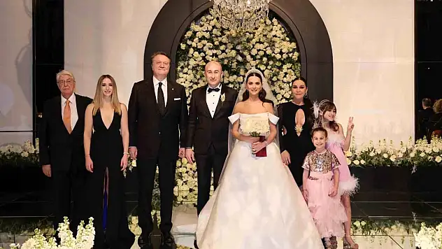Hüseyin Yücel Nurşah Adalı Kim? Evlendiler