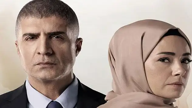 Ağrılı Özcan Deniz'in 'Kızıl Goncalar' Dizisine Büyük İlgi