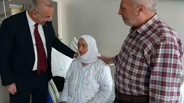 Doktorların ameliyat etmediği hasta Van'da şifa buldu