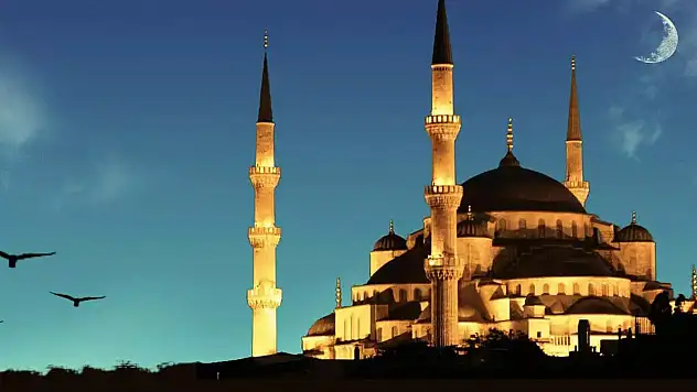 Ramazan Neden Her Yıl 10 Gün Önce Gelir?