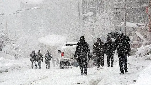 Meteoroloji Uyardı! Pazartesi Kar Geliyor