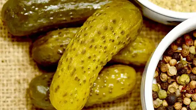 Ağrı'da Kapış Kapış Satılıyor! Boğaz Ağrısını Dindirmenin Yeni Yolu